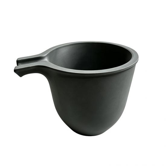 Cadinho com Bico para Forno de Basculamento