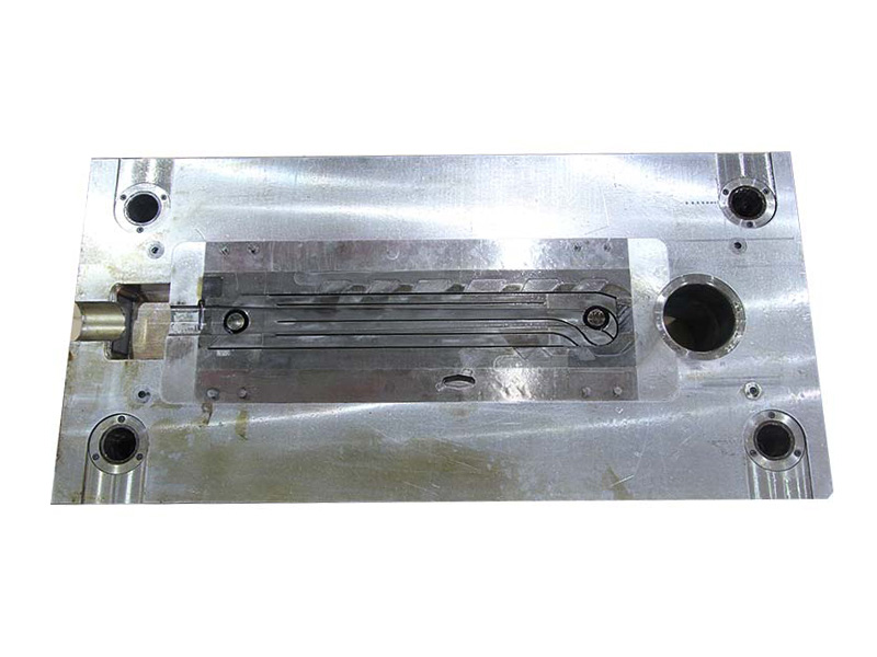Molde para máquina de fundição sob pressão de radiador de liga de alumínio Longhua